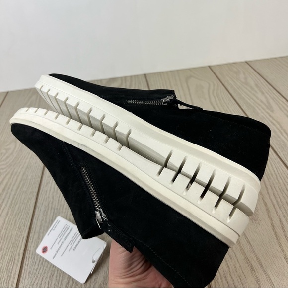 Aqua College Flivia Women's Suede Waterproof Slip-On Sneakers 11M Black $99 - Picture 4 of 8